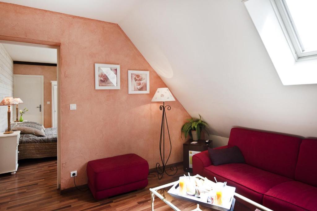 Logis Le Quai Fleuri Hotel Les Villages Voveens Стая снимка