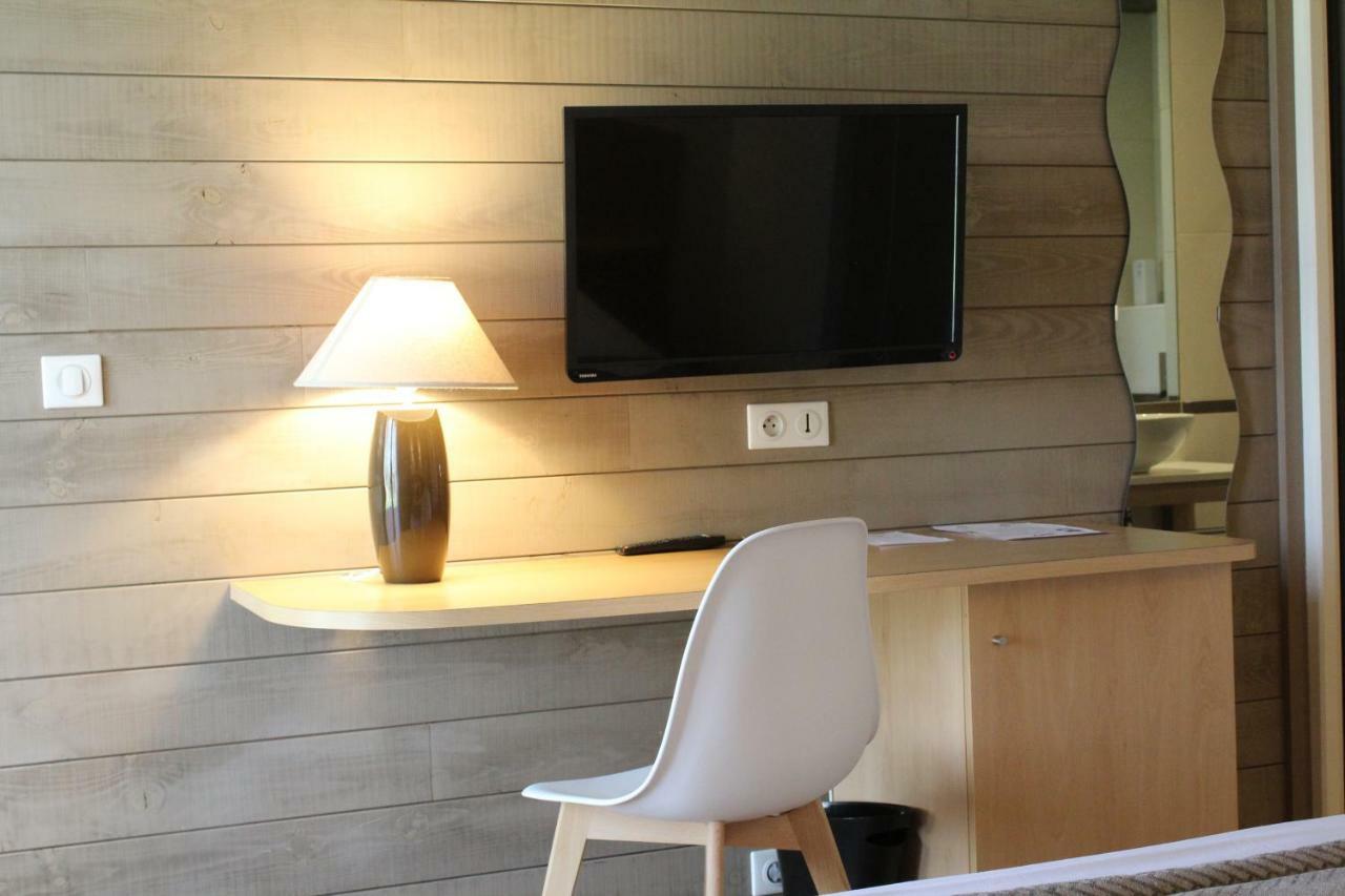 Logis Le Quai Fleuri Hotel Les Villages Voveens Екстериор снимка