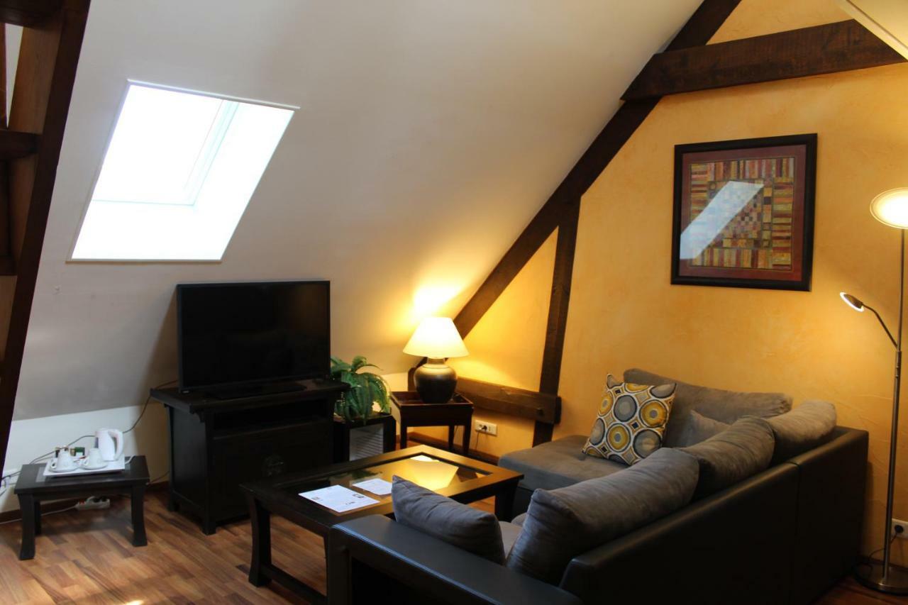 Logis Le Quai Fleuri Hotel Les Villages Voveens Екстериор снимка