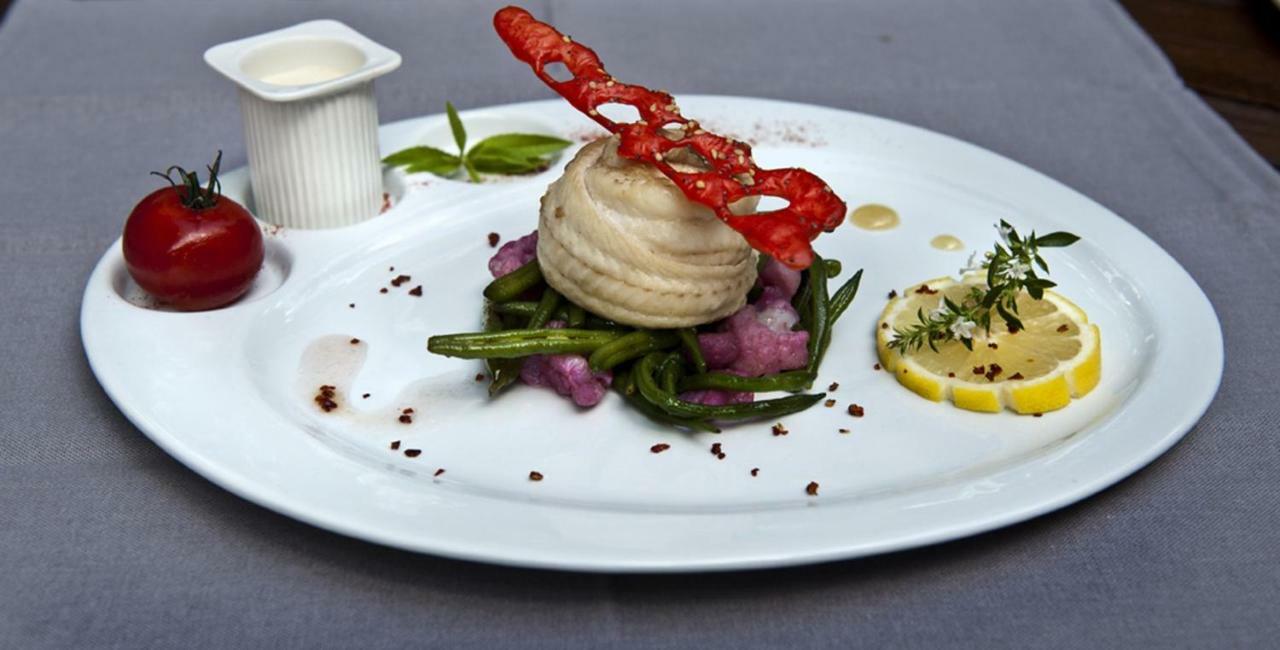 Logis Le Quai Fleuri Hotel Les Villages Voveens Екстериор снимка